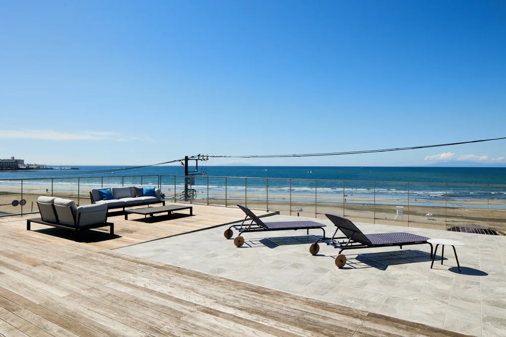 UMITO鎌倉 由比ヶ浜のルーフトップバルコニー